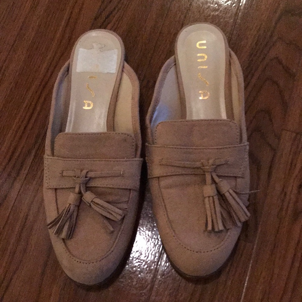 Nude Mules